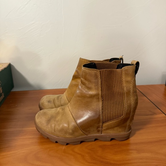 Sorel Shoes - Sorel Joan Of Arctic Wedge‎ II Chelsea Boot Camel Brown 1808551224 Size 7.5